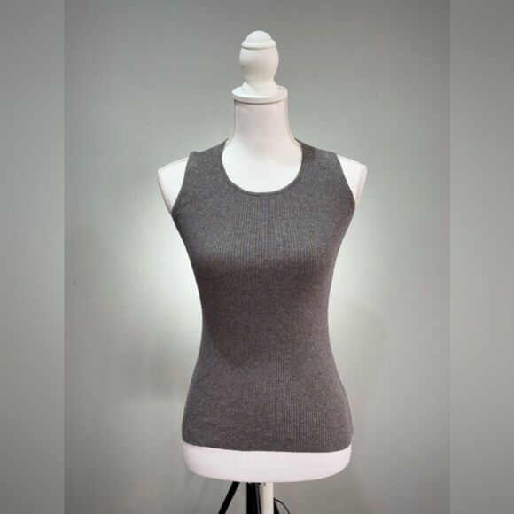 CLEARANCE! Ann Taylor Lace Back Shell Tank Size XSP EUC - Picture 1 of 6